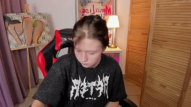 ayakskalermonss online show from 10.14.25