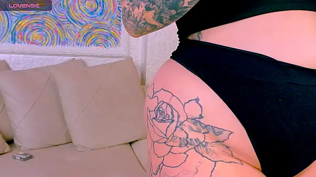 marrenaa online show from 09.09.25