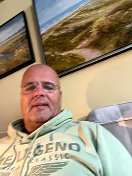 Renebisex online show from 10.23.25