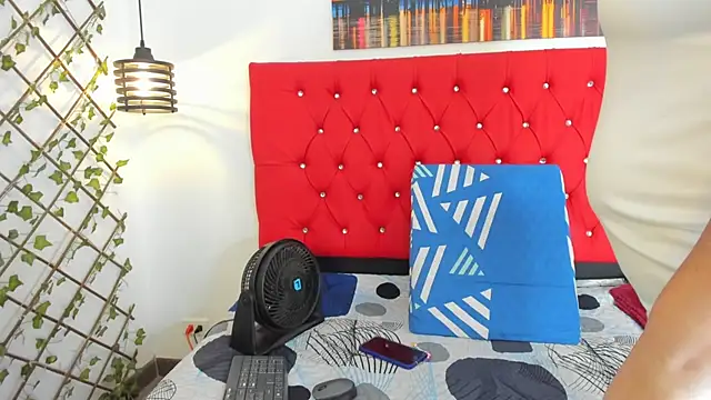 carolinacrus01 online show from 09.25.25