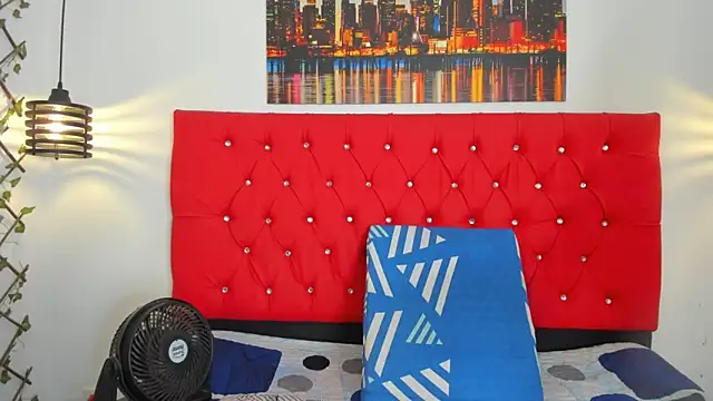 carolinacrus01 online show from 11.20.25