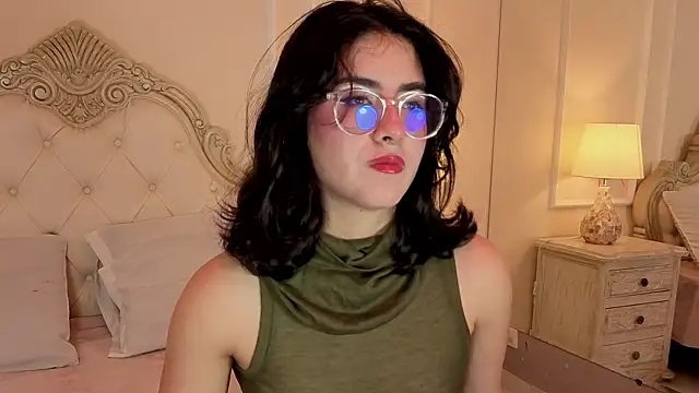 LiLLiAnderson online show from 01.11.26