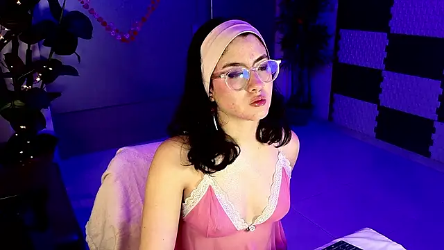 LiLLiAnderson online show from 03.24.26