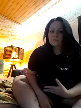 Snapshot of Chrissy_Christal chatting on 10.19.25 Chrissy Christal online show from 10.19.25