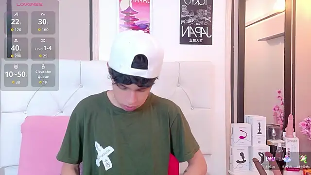 Snapshot of Axel__Evans chatting on 01.16.26 Axel Evans online show from 01.16.26