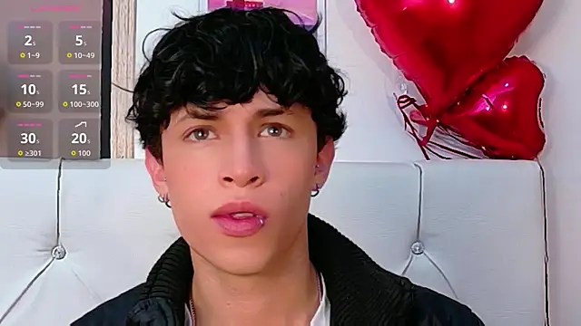 Snapshot of Axel__Evans chatting on 02.18.26 Axel Evans online show from 02.18.26