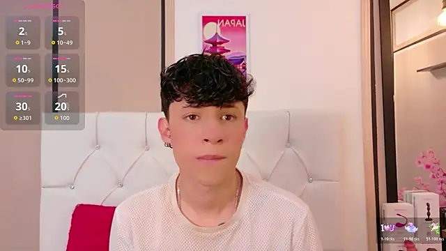 Snapshot of Axel__Evans chatting on 04.15.26 Axel Evans online show from 04.15.26