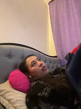 my aleja  online show from 04.11.26