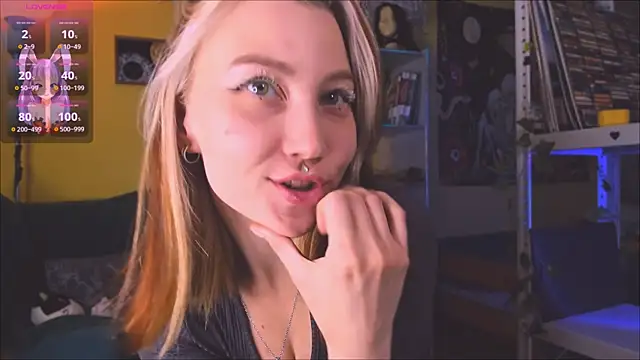 Nicole matt online show from 10.16.25