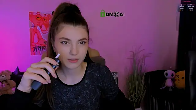 Snapshot of lissa_night chatting on 11.09.25 lissa night online show from 11.09.25