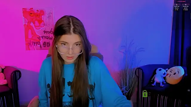 Snapshot of lissa_night chatting on 11.12.25 lissa night online show from 11.12.25