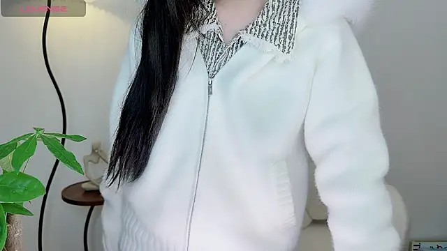 Bella Ava online show from 01.06.26