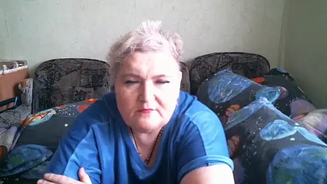 Snapshot of Lana555 chatting on 04.10.26 Lana555 online show from 04.10.26