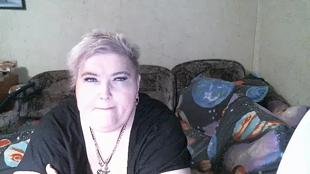 Snapshot of Lana555 chatting on 04.13.26 Lana555 online show from 04.13.26