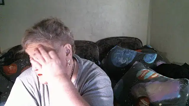 Snapshot of Lana555 chatting on 04.15.26 Lana555 online show from 04.15.26