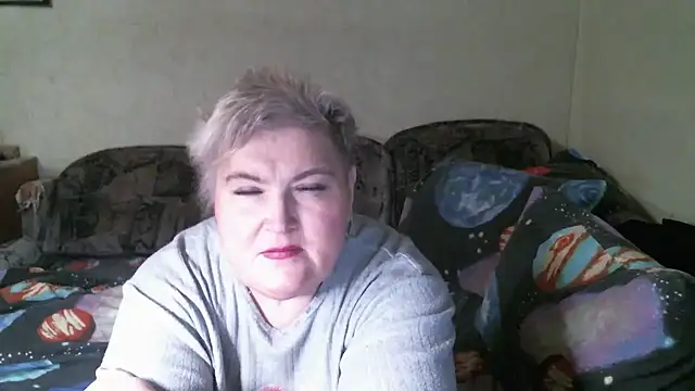 Snapshot of Lana555 chatting on 04.15.26 Lana555 online show from 04.15.26