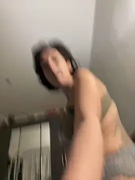 Piggiteablacktea online show from 11.14.25