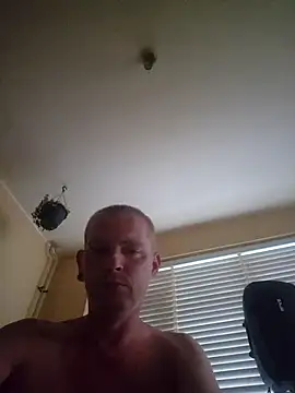 Snapshot of piercingpik chatting on 06.23.26 piercingpik online show from 06.23.26