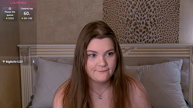 EmilyHyde online show from 09.30.25