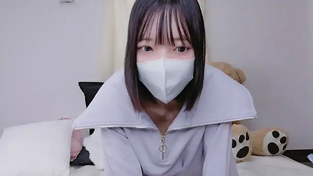 Snapshot of Azusa_128 chatting on 10.08.25 Azusa 128 online show from 10.08.25