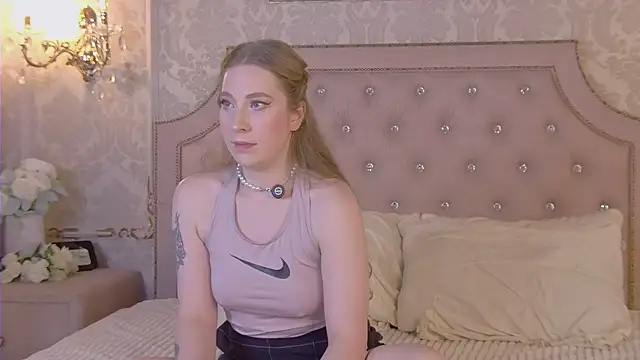 MiaEuphoria  online show from 10.01.25