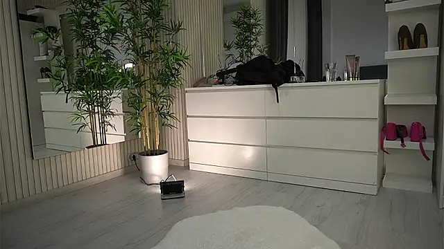 EmmaBlanco online show from 03.25.26