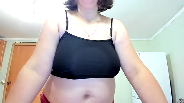 KATTYWARM  online show from 12.03.25