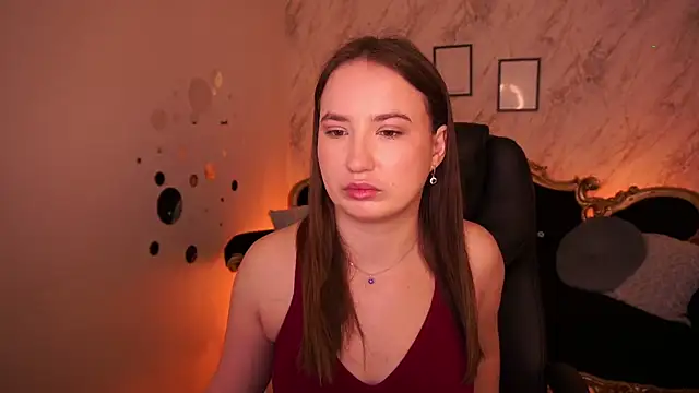 Snapshot of SofieBloom chatting on 04.29.26 SofieBloom online show from 04.29.26
