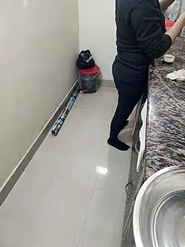 Pihu Chopra online show from 11.22.25