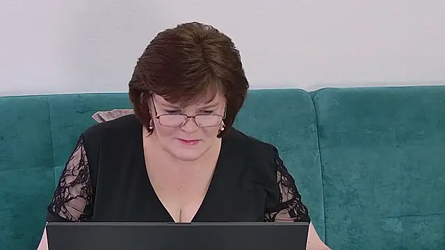 Snapshot of Sandra_Sunrise chatting on 02.18.26 Sandra Sunrise online show from 02.18.26