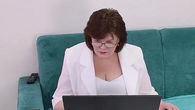 Snapshot of Sandra_Sunrise chatting on 03.13.26 Sandra Sunrise online show from 03.13.26