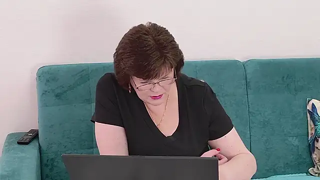 Snapshot of Sandra_Sunrise chatting on 03.27.26 Sandra Sunrise online show from 03.27.26