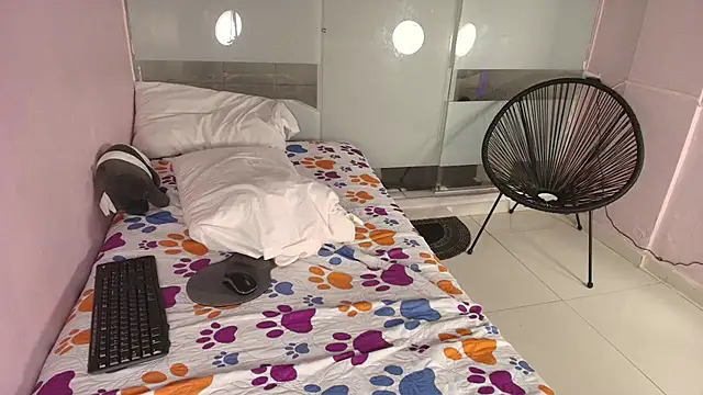 biancaa 18 online show from 11.12.25