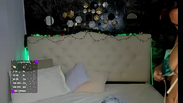 salome rojas  online show from 12.03.25