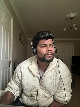 Snapshot of CrazyShashank chatting on 02.25.26 CrazyShashank online show from 02.25.26
