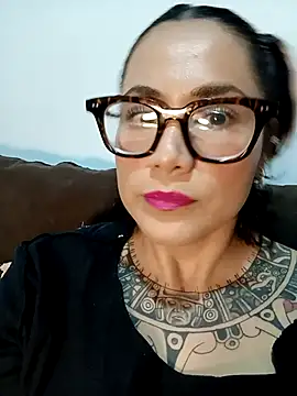 Snapshot of Omexochitl chatting on 10.02.25 Omexochitl online show from 10.02.25