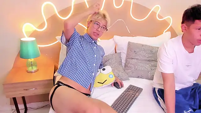 Enrrixxx  online show from 11.05.25