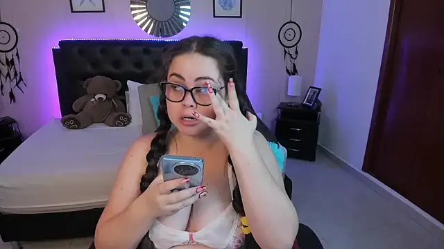 LolaVillalobos online show from 01.17.26