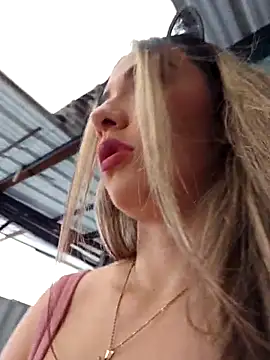 Natasanz online show from 11.14.25