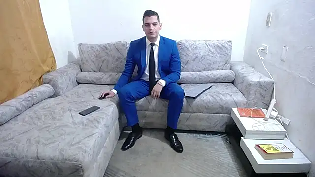 Victor Maitland online show from 11.14.25