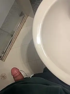 Snapshot of Mbidee chatting on 02.27.26 Mbidee online show from 02.27.26