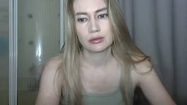 JessFoxxx online show from 09.10.25