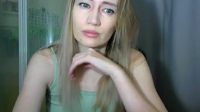 JessFoxxx online show from 01.18.26