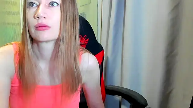Snapshot of JessFoxxx chatting on 06.04.26 JessFoxxx online show from 06.04.26