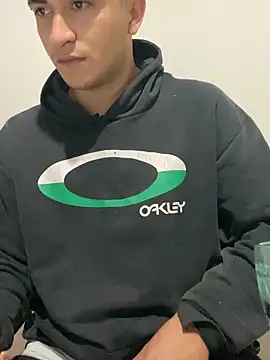 Tavinho067 online show from 10.30.25