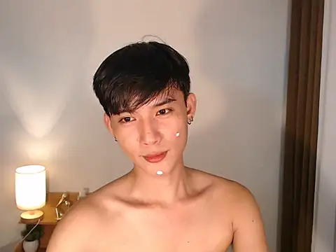 Snapshot of asian_dai chatting on 04.20.26 asian dai online show from 04.20.26