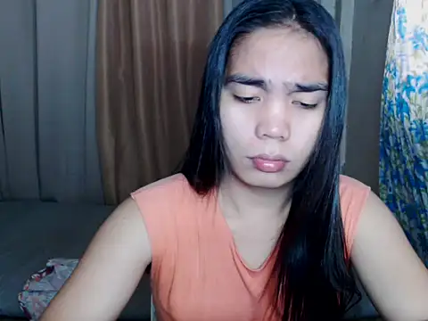 Simple Martina online show from 12.22.25