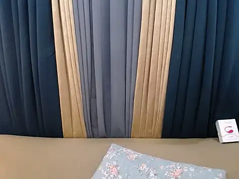 Snapshot of pinay_amaliax chatting on 11.08.25 pinay amaliax online show from 11.08.25