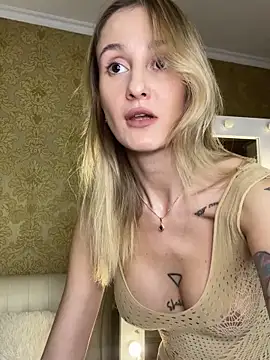 RosieBlossom online show from 10.15.25