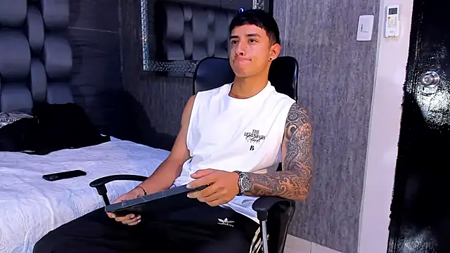 jaze bradley online show from 12.21.25